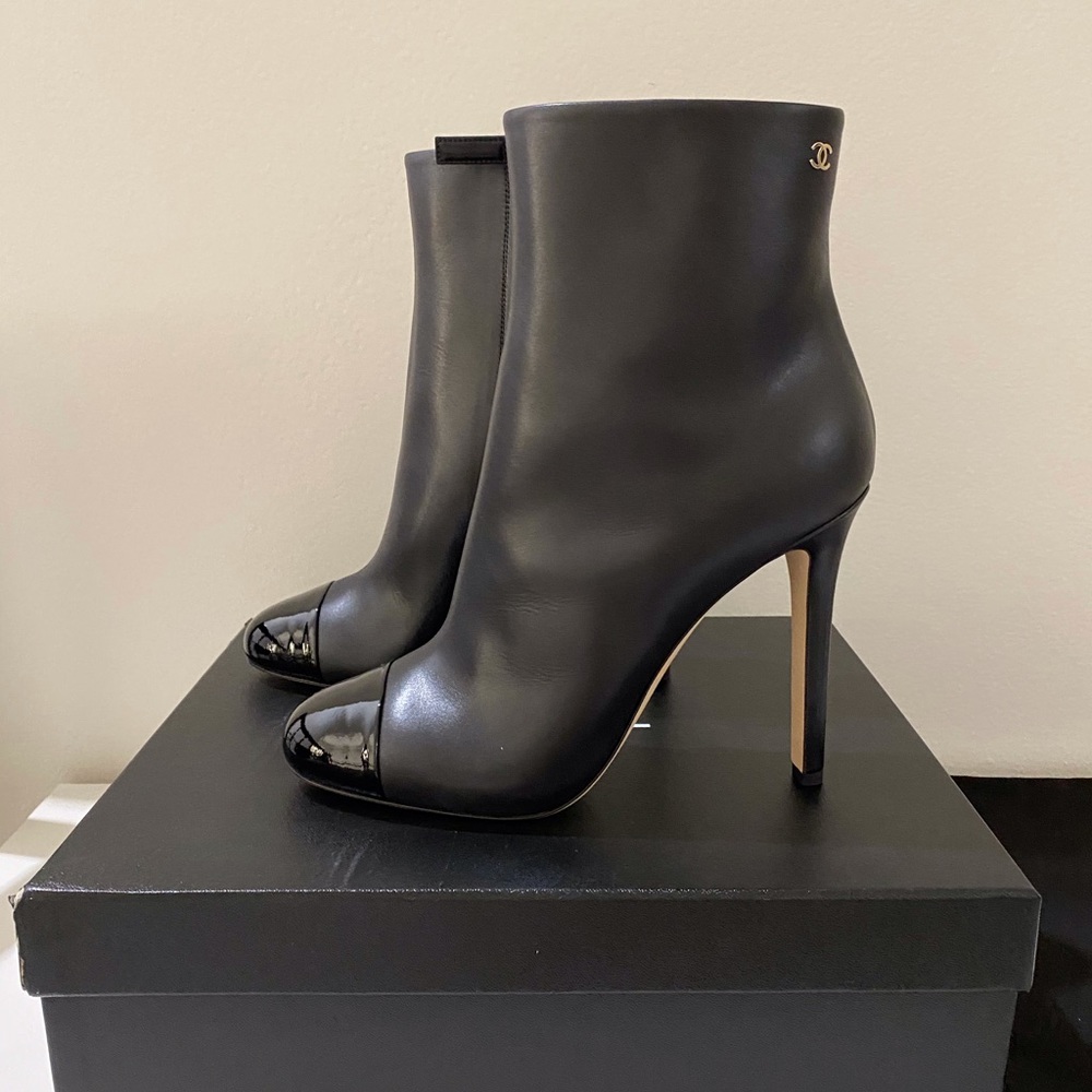 Chanel calfskin leather short boots with CC logo